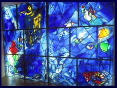 The Art Institute of Chicago 055  - Chagall America Windows